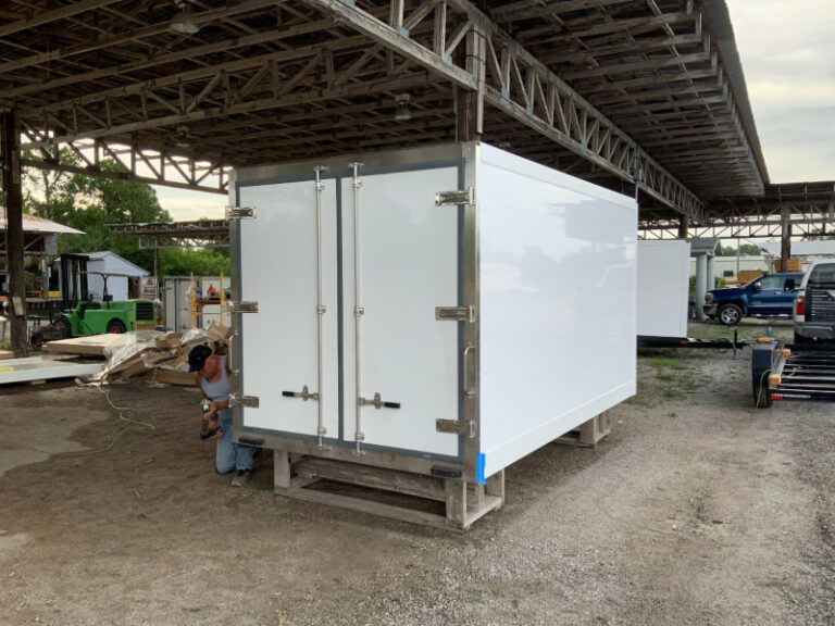 refrigerated truck box